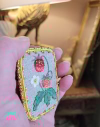 Image 4 of Broche Ramène ta fraise ! 