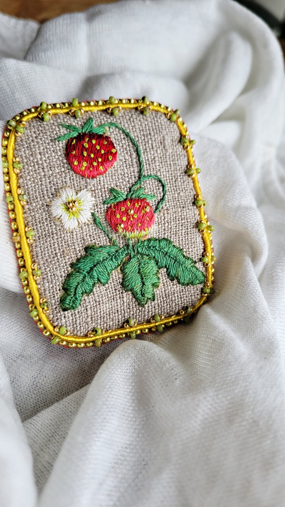 Image of Broche Ramène ta fraise !