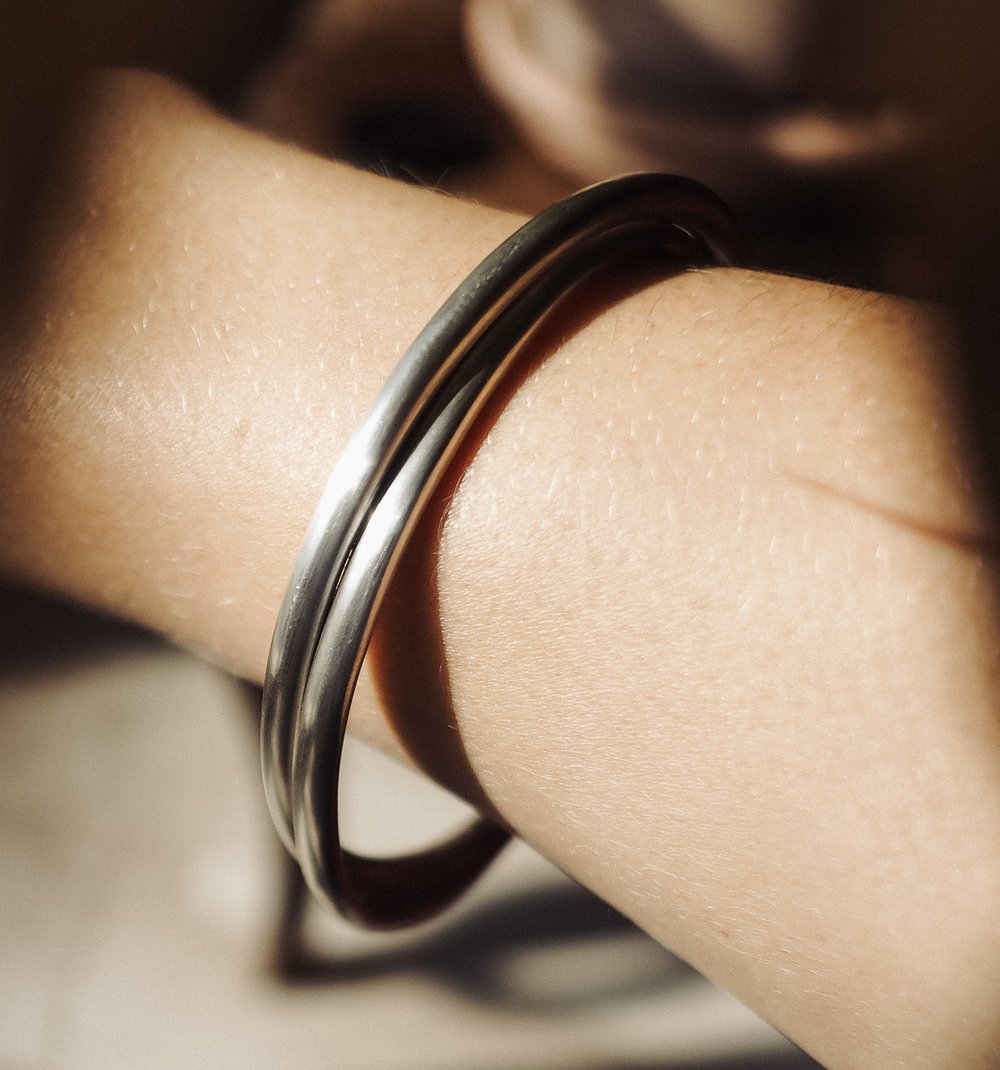 Line.s, bracelet