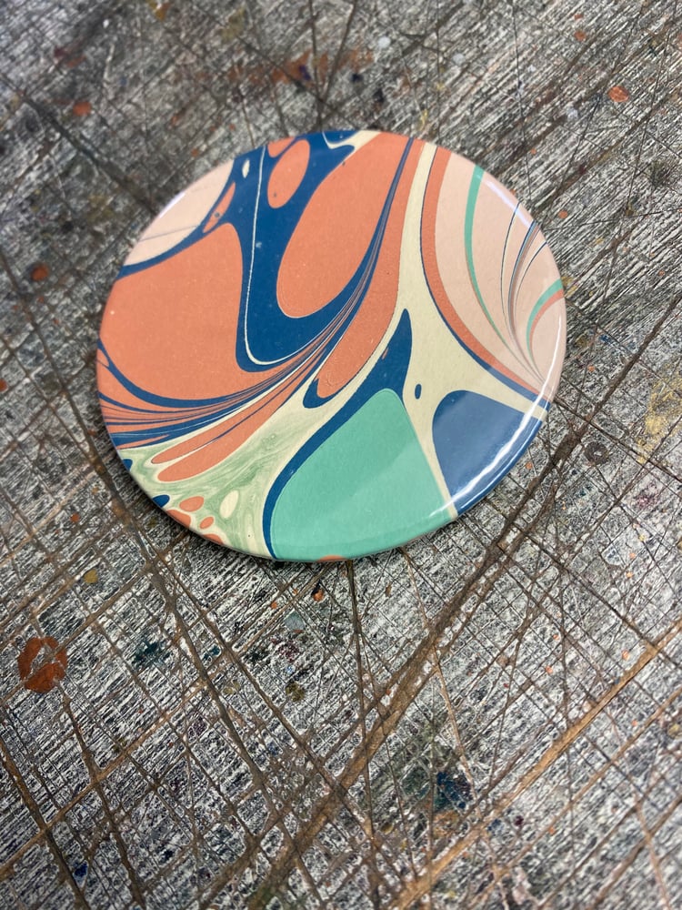 Image of SINGLE pocket mirror with real marbled paper No.36