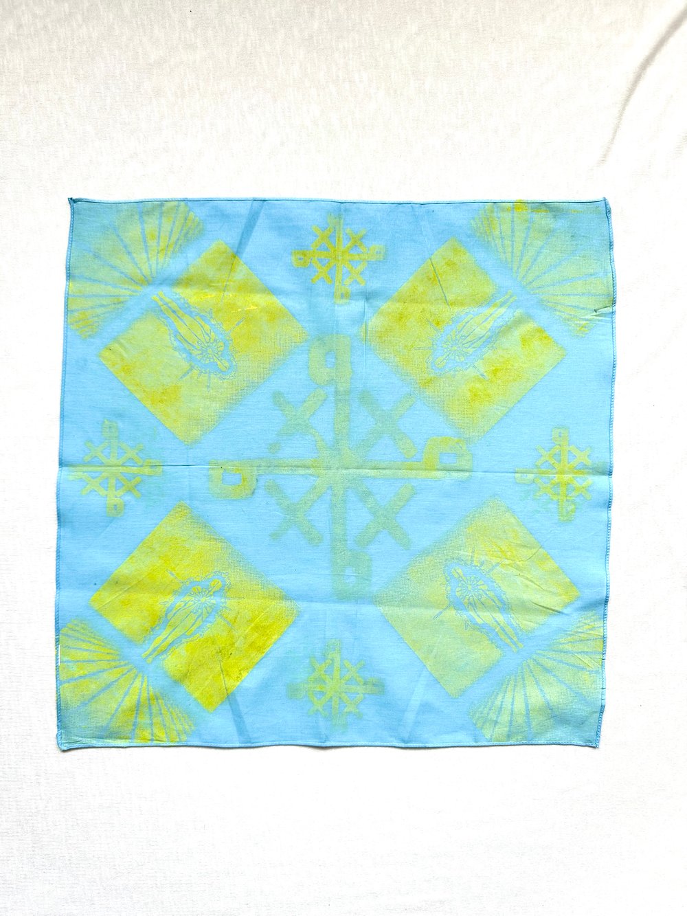 shine bandanna in baby blue