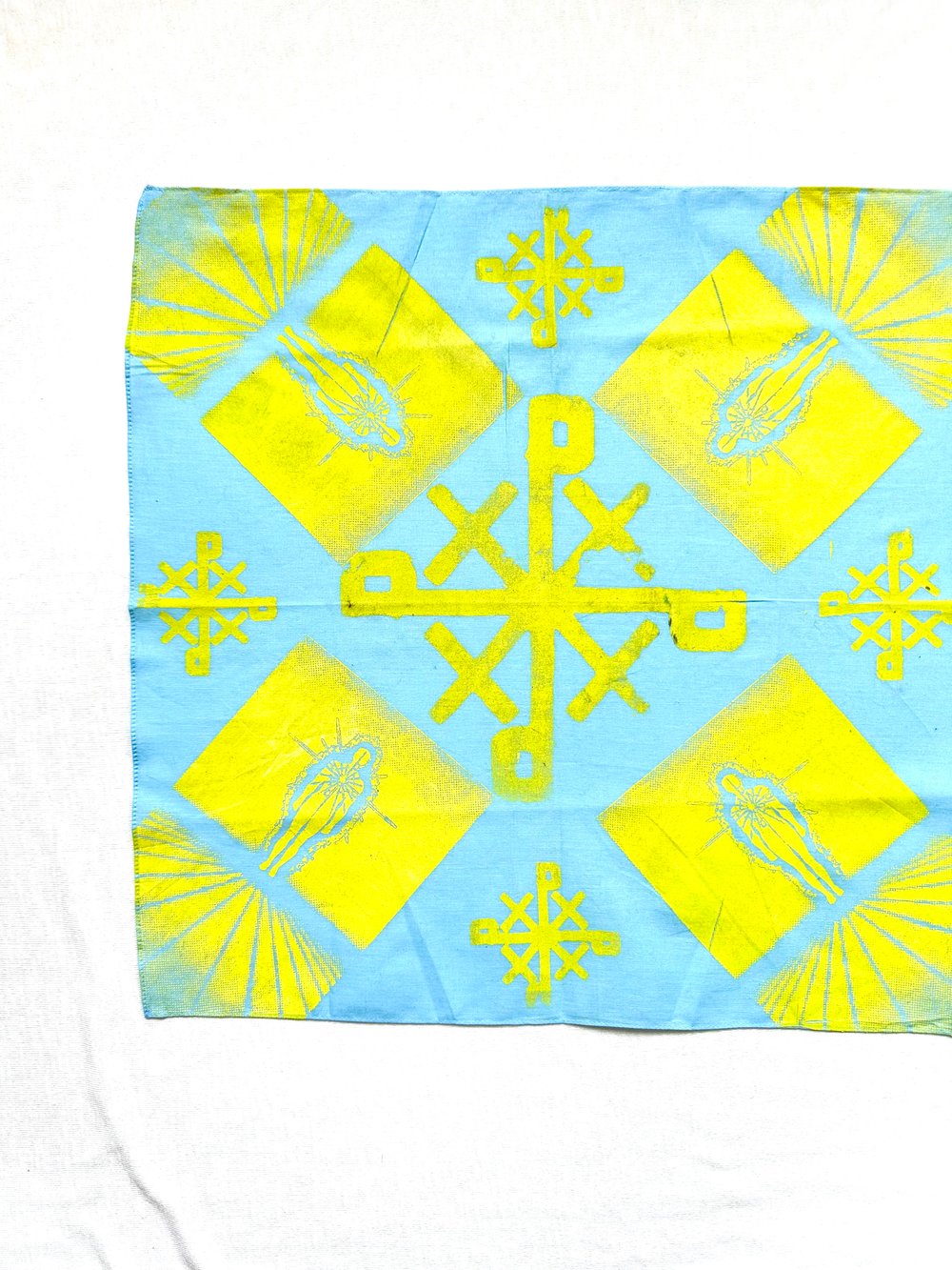 shine bandanna in baby blue