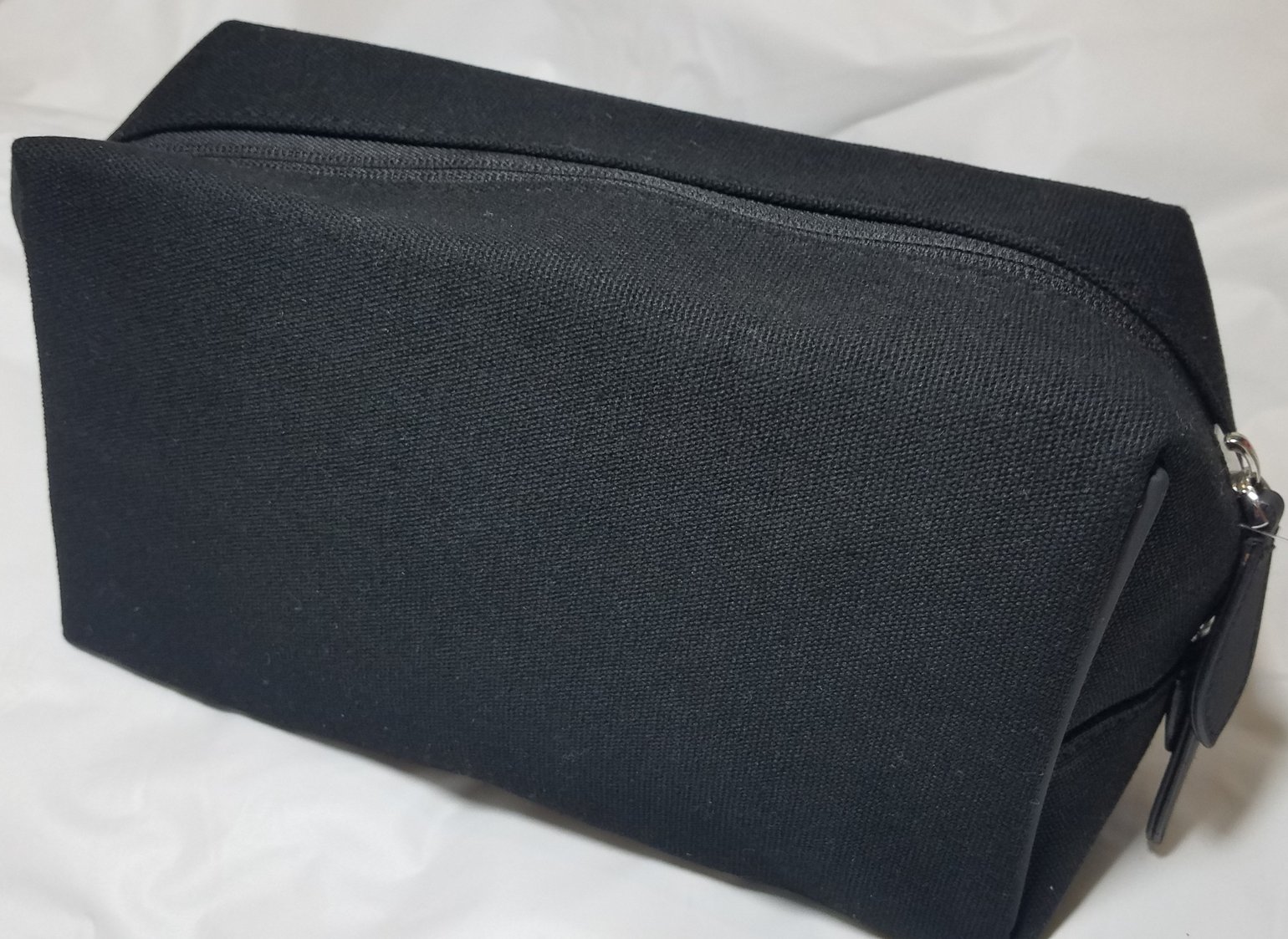 Burberry toiletry bag womens hotsell