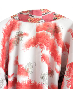 Image of Kort kimono - rød ikat vævning med fyregrene - vendbar