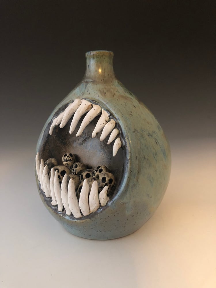 Image of Hungry Skull Vase