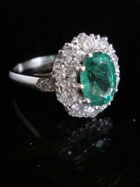 Image 4 of Modern 18ct white gold natural emerald 1.25ct & diamond 1.10ct cluster ring