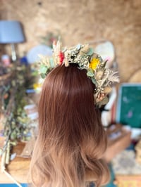 Image 5 of Flower crown 