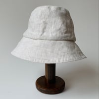 Image 2 of Polly bucket hat linen natural
