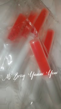 Rose keep him berry happy tighten gel