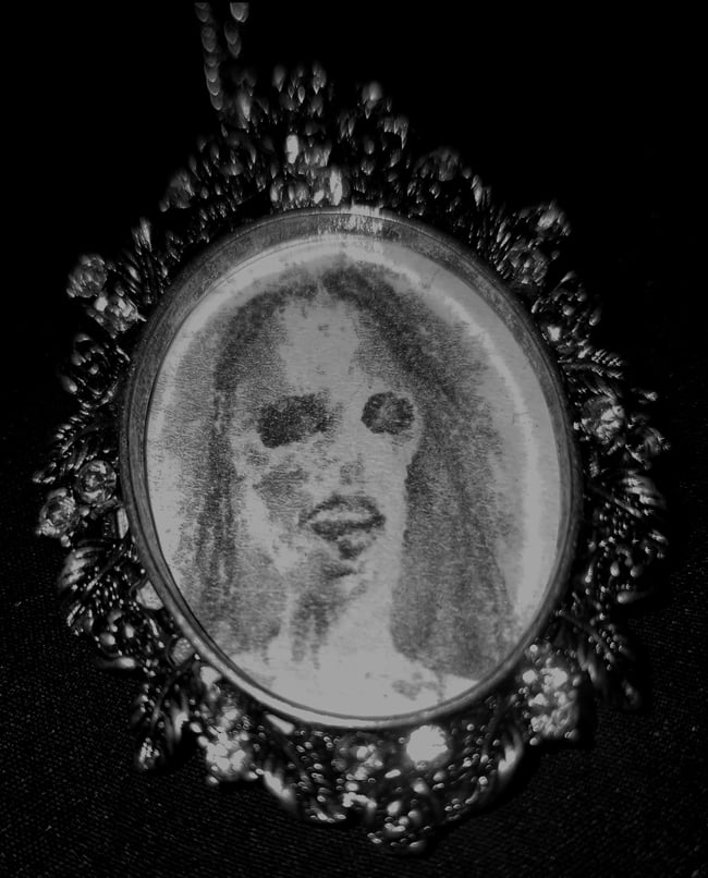 Haunted Locket 