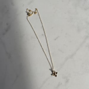 Image of oli necklace
