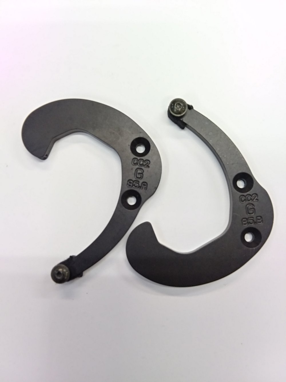 Image of Mathews Triax and Halon 32 letter G Mods. 