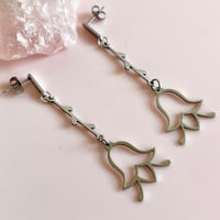 Image 5 of Tulip Drops - Silver