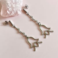 Image 3 of Tulip Drops - Silver