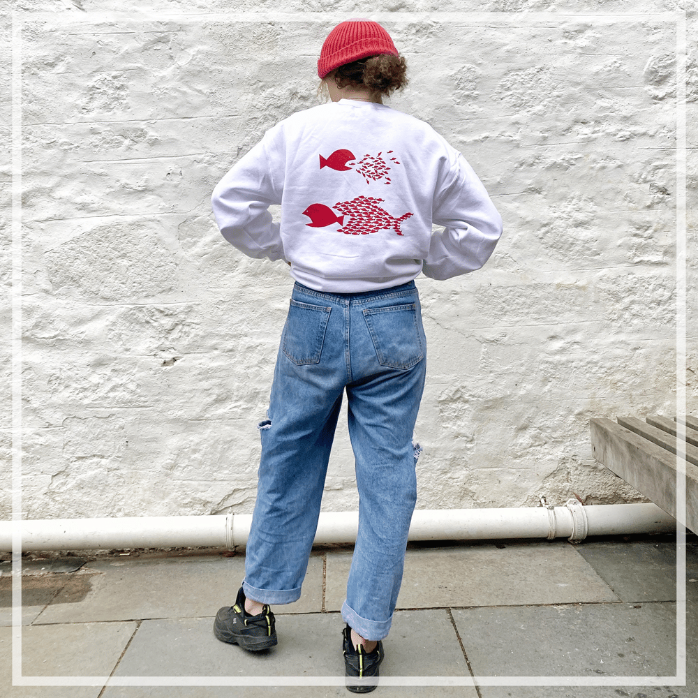 BITE BACK Sweatshirt, White/Red