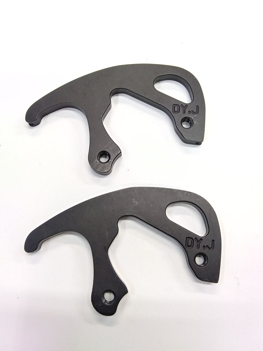 Image of Mathews Chill Series Modules Letter DY. J 80% Let off 