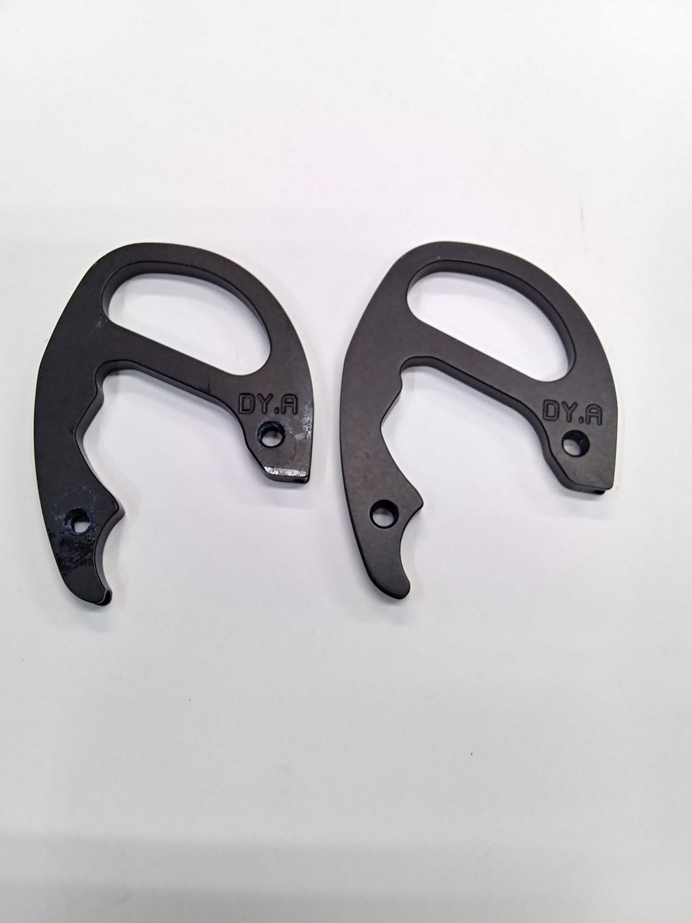 Image of Mathews Chill Series Modules Letter DY. A 80% Let off 