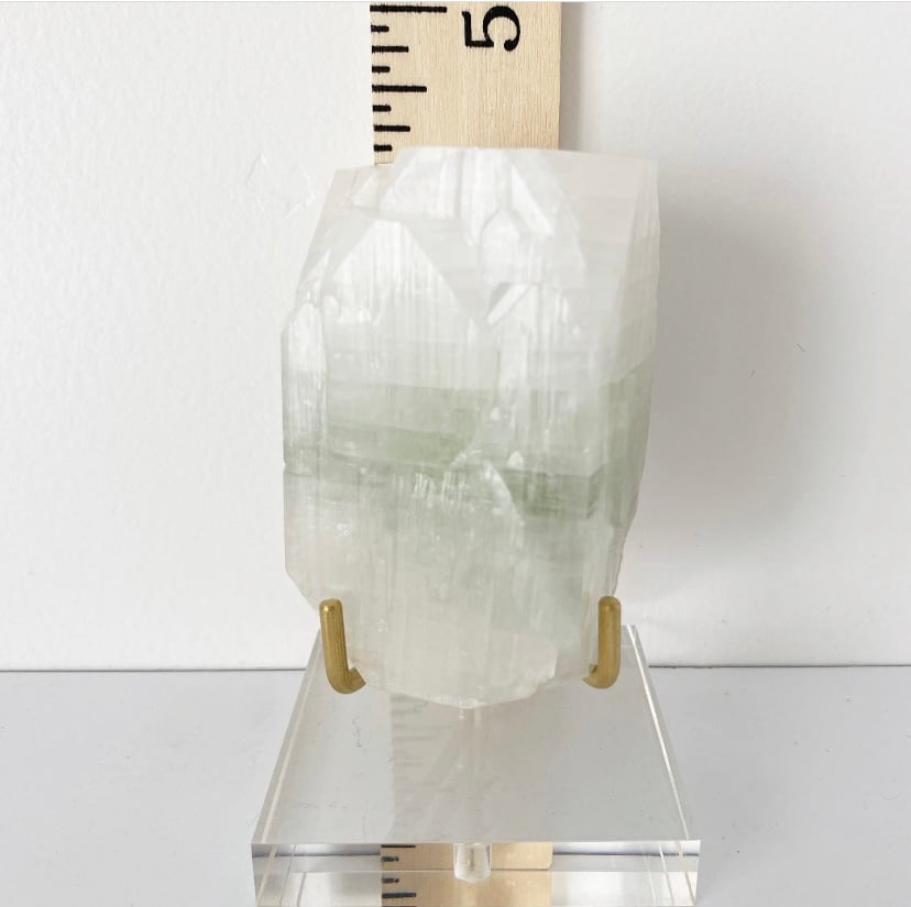 Image of Apophyllite no.96 + Lucite and Brass Stand