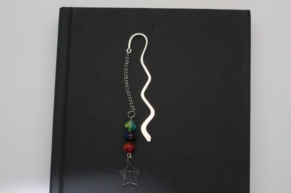 Image of Virgo Metal Zig-Zag Hook Bookmark