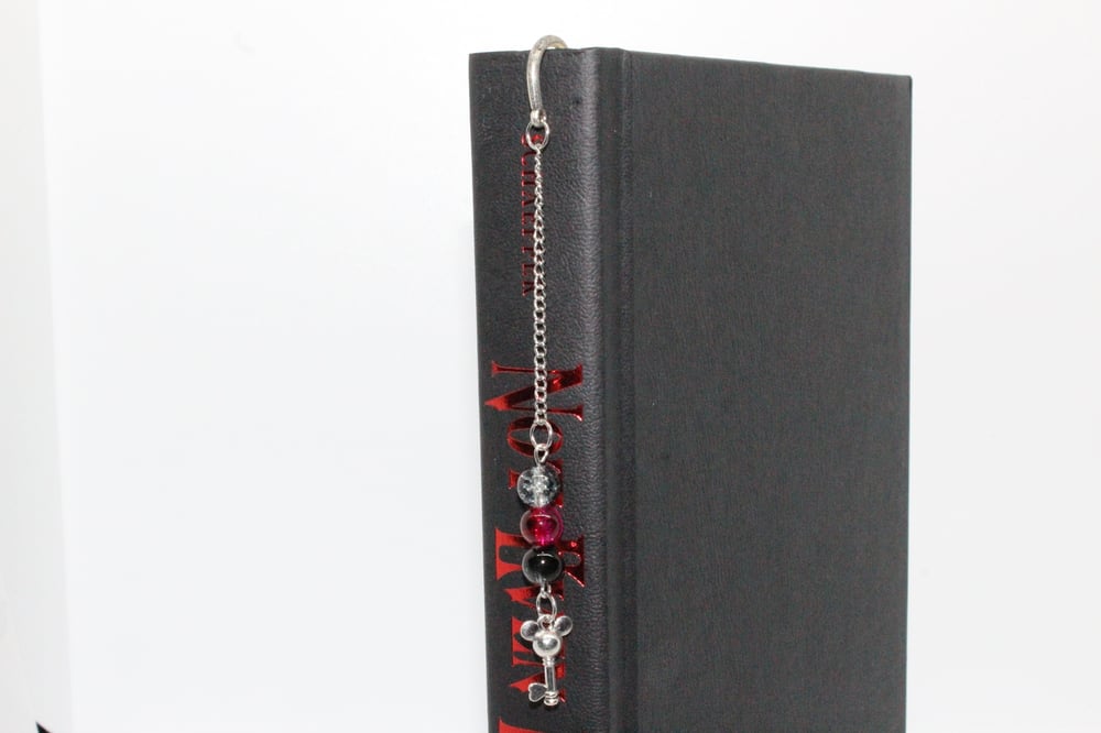 Image of Mouse Key Metal Zig-Zag Hook Bookmark