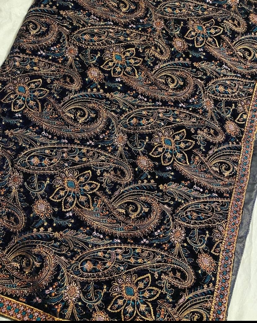 Velvet Embroidery Shawl 