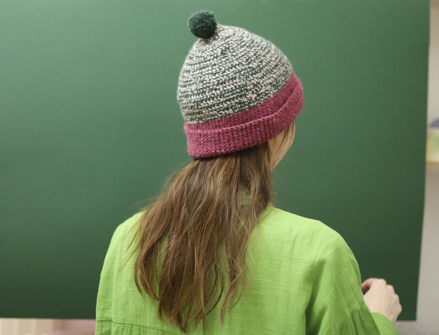 Image of GREEN AND PINK MERINO CAP