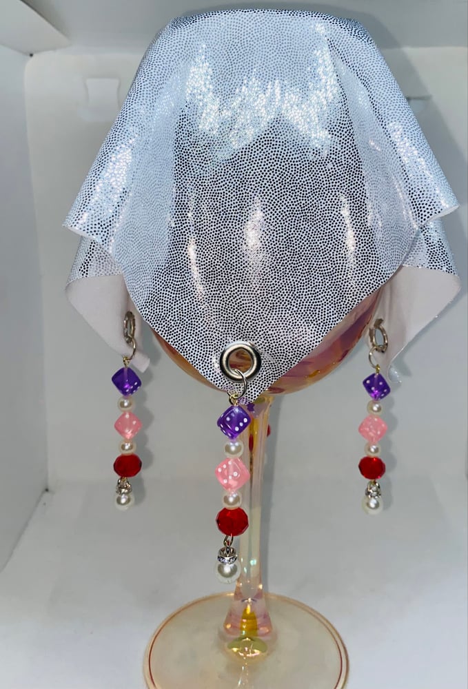 Image of 326 Drink Cover " Radiance of Silver "