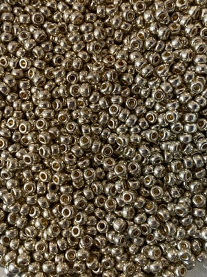 Duracoat galvanised silver str.8, Miyuki seed beads 
