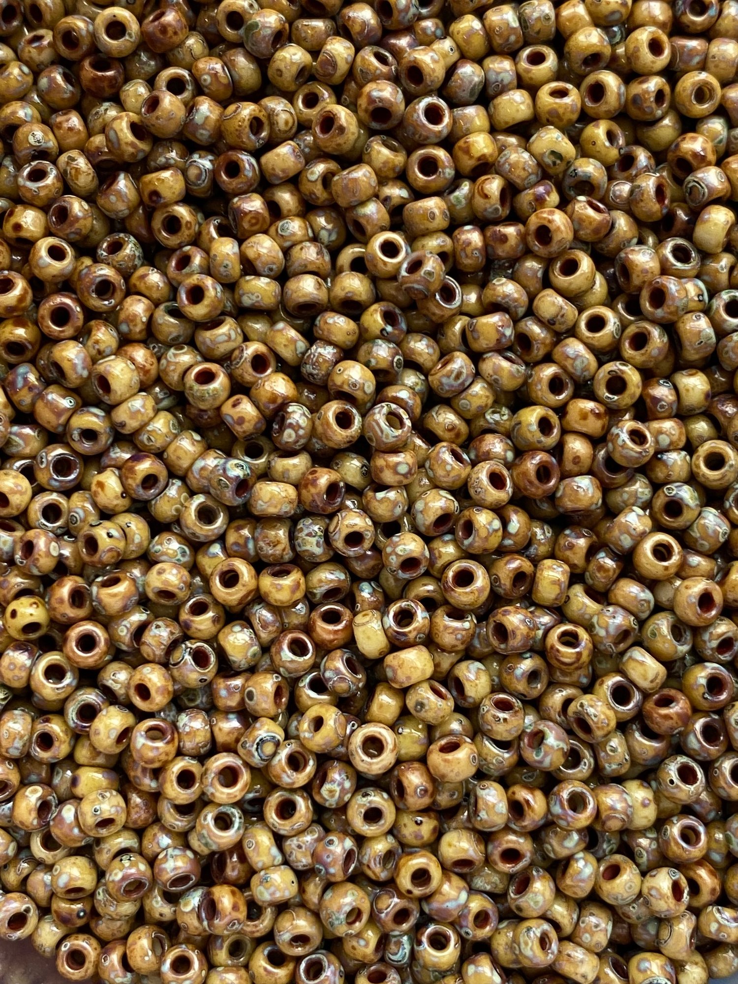 Opaque picasso brown str. 8, Miyuki seed beads 