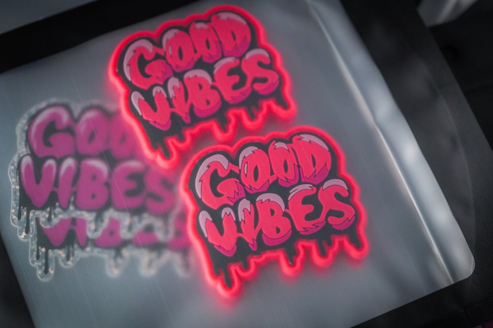 "GOOD VIBES"