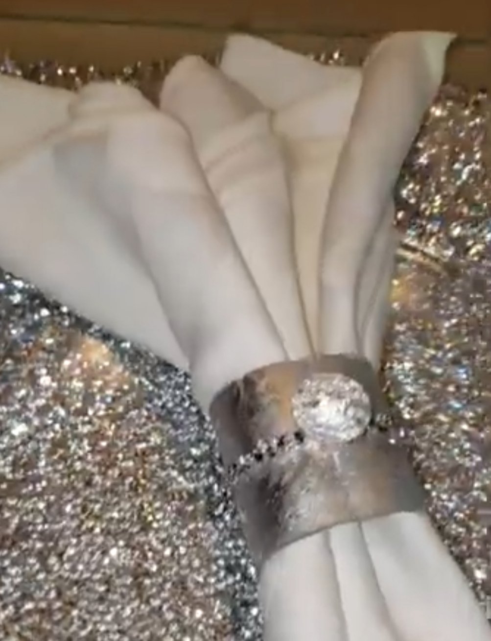 Diy bling deals napkin rings