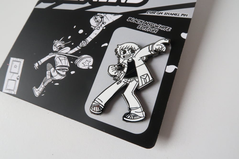 Scott Pilgrim - Black & White Hard Enamel Pin