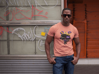 Image 1 of Kill the queen mens t-shirt 