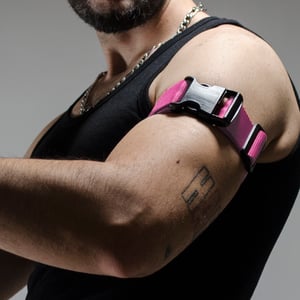 Image of TACTICAL ARMBAND / PINK