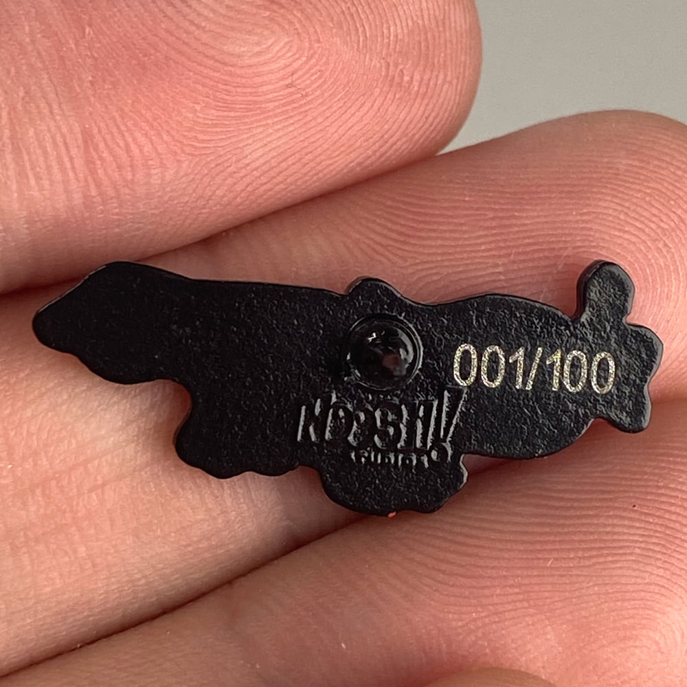 Axolotl Enamel Pin