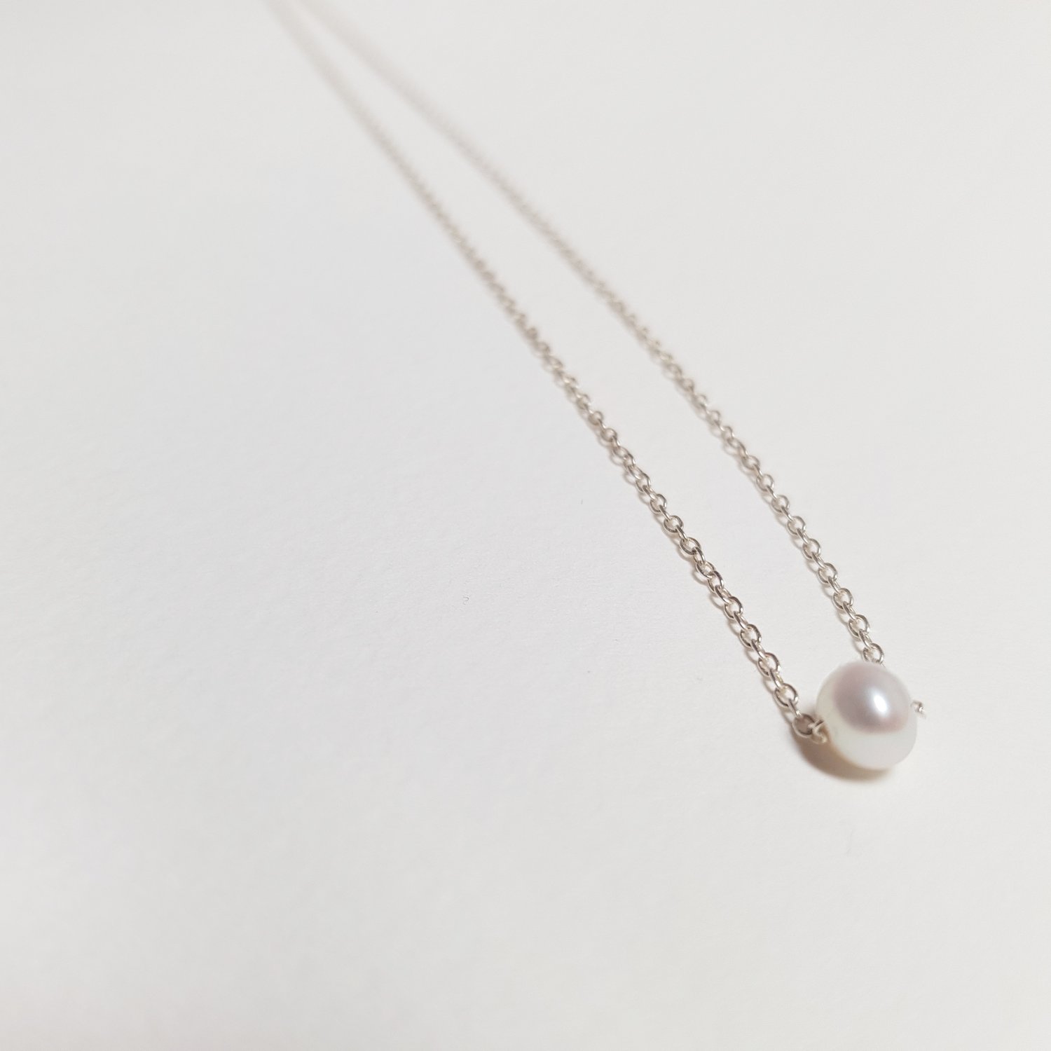 Image of ONE pearl necklace