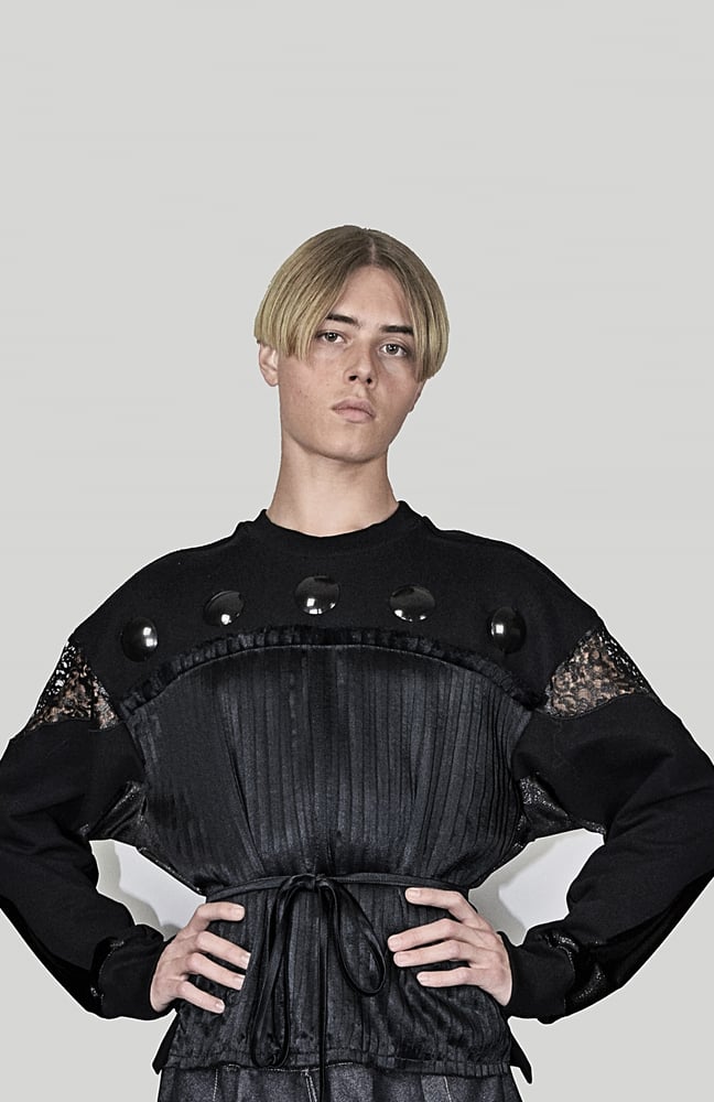 Image of SS23 - SWEATSHIRT W/PLEATED FRONT