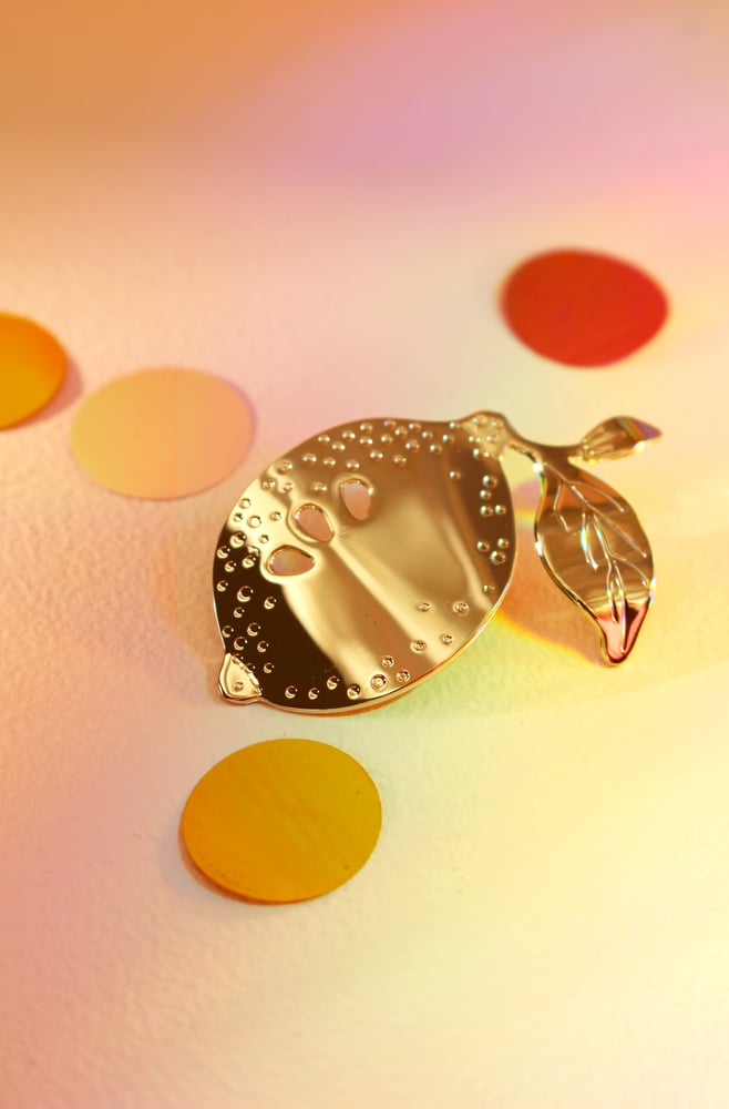 Image of AILLEURS - PIN'S