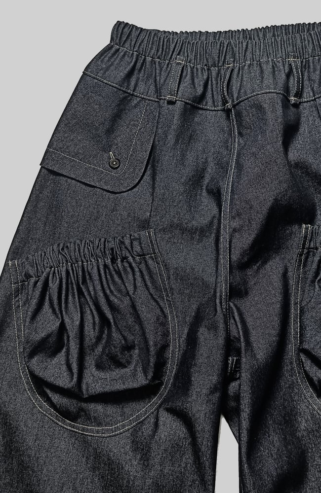 Image of SS23 - WIDE JEANS W/BIG POCKETS