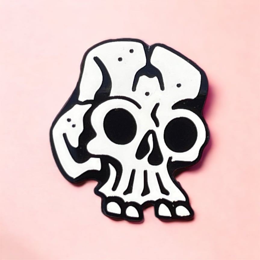 Skull Pin