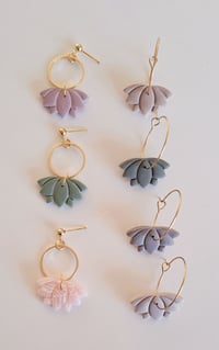 Image 4 of Boucles LOTUS