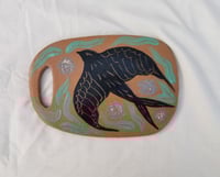 Image 1 of Tabla de cerámica con pájaros 2