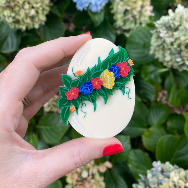 Image of Enchanting Easter Wreath Brooch