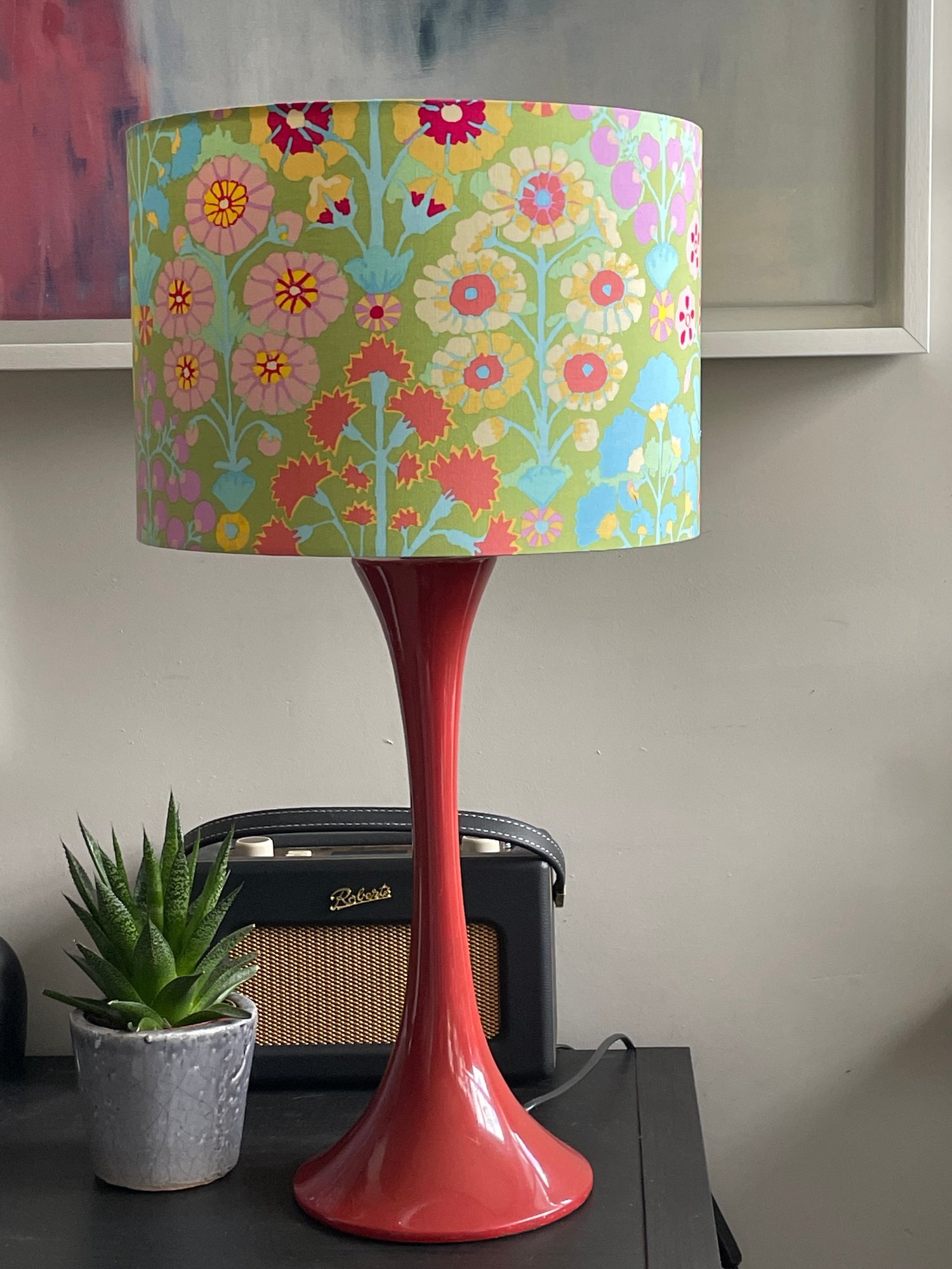 Image of Fabulous Sprays Lime Shade 30cm