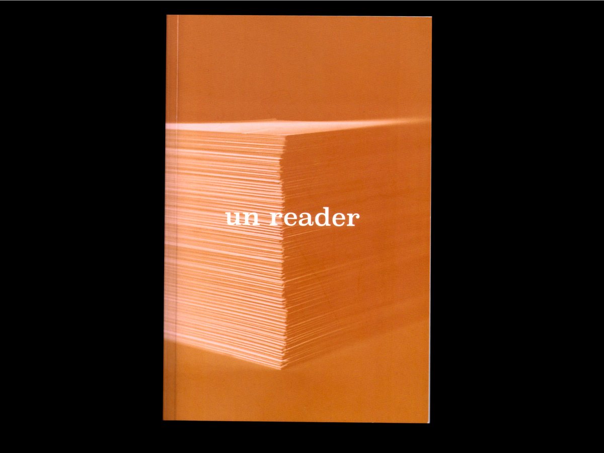 Image of un reader