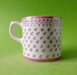 Embroidery cup