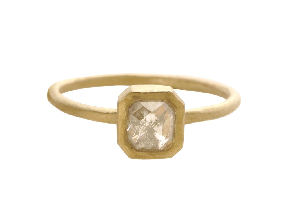 Image of Emerald rose cut diamond engagement ring. 18k. Hendrik