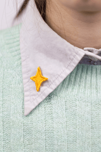 Image 2 of Pin's brodé étoile