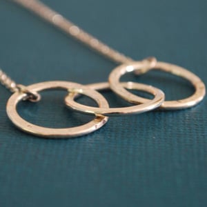 Image of 3 Circles Necklace