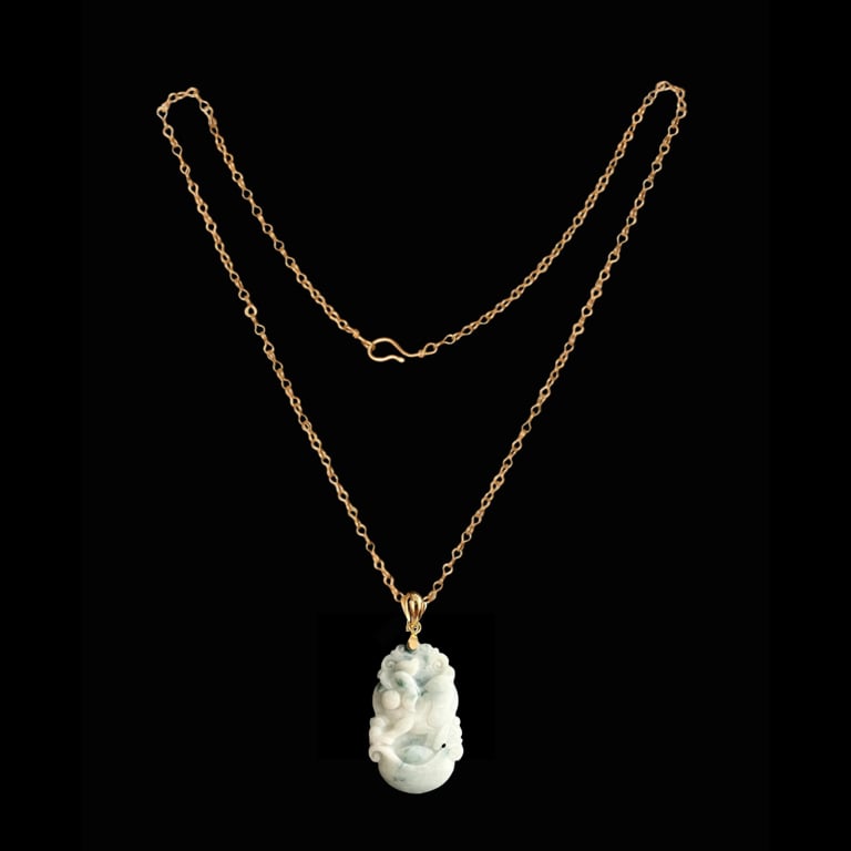 Jade hot sale pig necklace